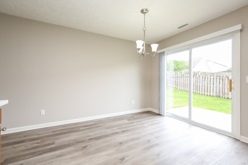 2,350/Mo, 352 Stewart Springs Dr Smyrna, TN 37167 Dining Room View 2