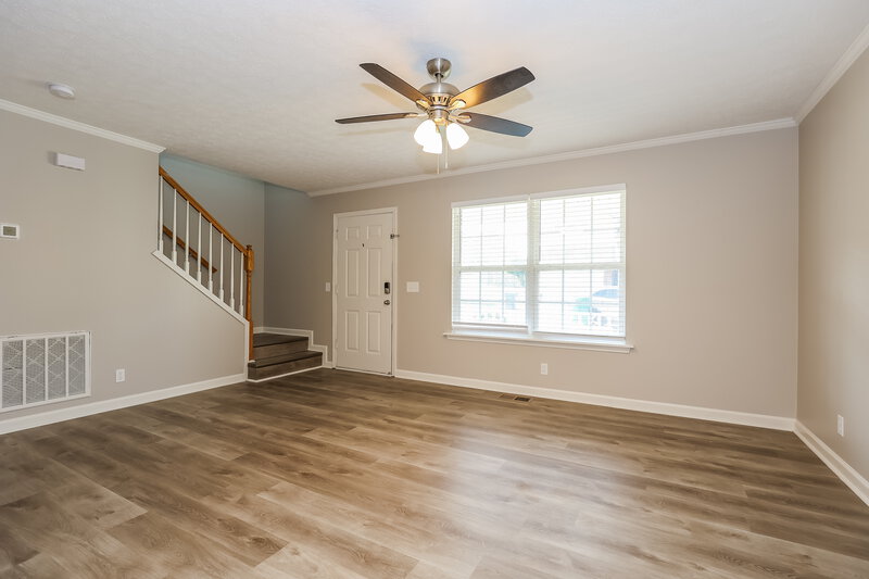 2,255/Mo, 7899 Rainey Dr Antioch, TN 37013 Living Room View