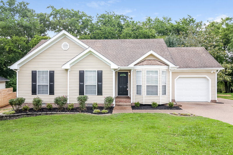 2,150/Mo, 2812 Maple Cir Thompsons Station, TN 37179 External View