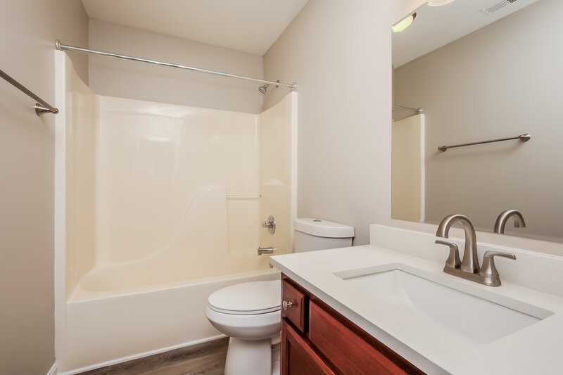 2,150/Mo, 2812 Maple Cir Thompsons Station, TN 37179 Bathroom View 2