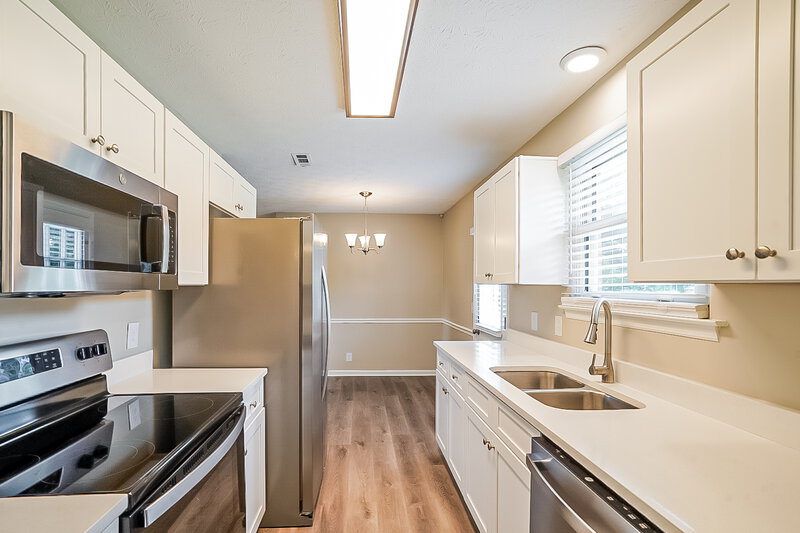 2,635/Mo, 205 Lexington Dr Smyrna, TN 37167 Kitchen View