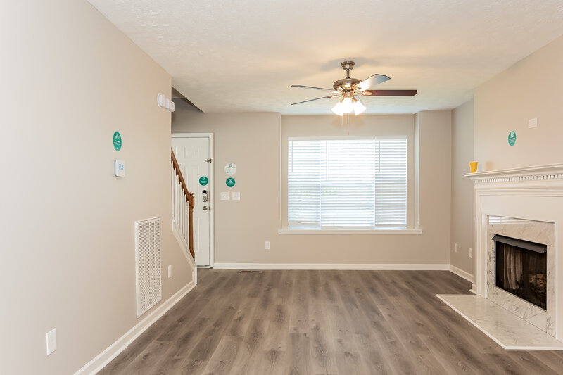 2,430/Mo, 3117 Barksdale Harbor Dr Nashville, TN 37214 Living Room View
