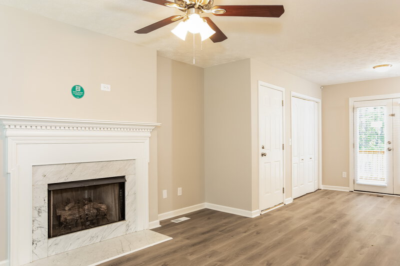 2,430/Mo, 3117 Barksdale Harbor Dr Nashville, TN 37214 Living Room View 2