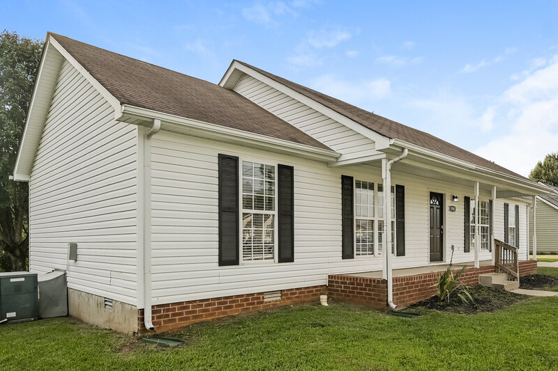 1,865/Mo, 1990 Bolden Dr Murfreesboro, TN 37127 Front View