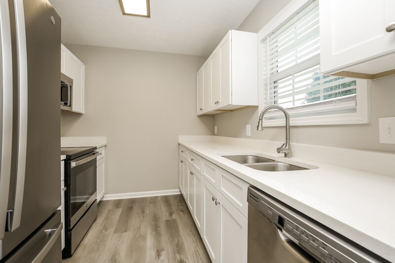 1,950/Mo, 1990 Bolden Dr Murfreesboro, TN 37127 Misc View 4