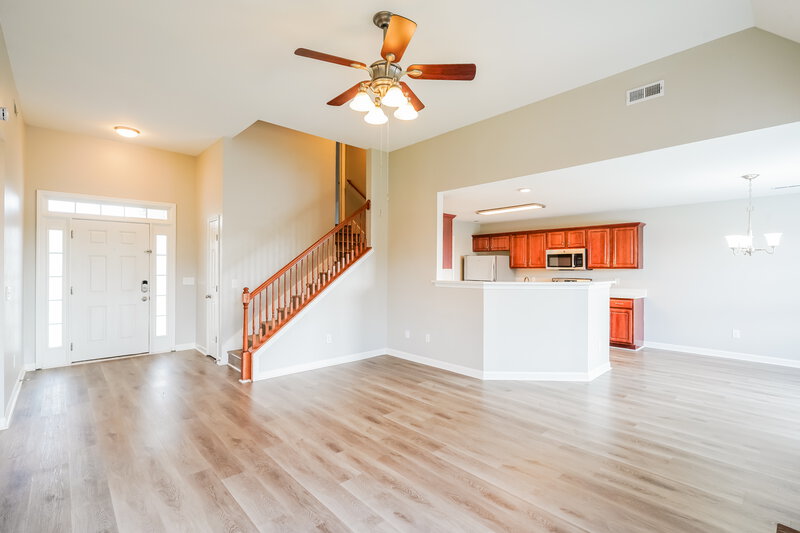 2,270/Mo, 2945 Hearthside Dr Spring Hill, TN 37174 Living Room View 2