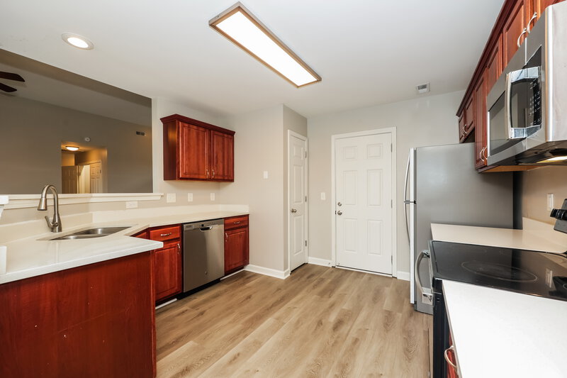 2,295/Mo, 2945 Hearthside Dr Spring Hill, TN 37174 Kitchen View
