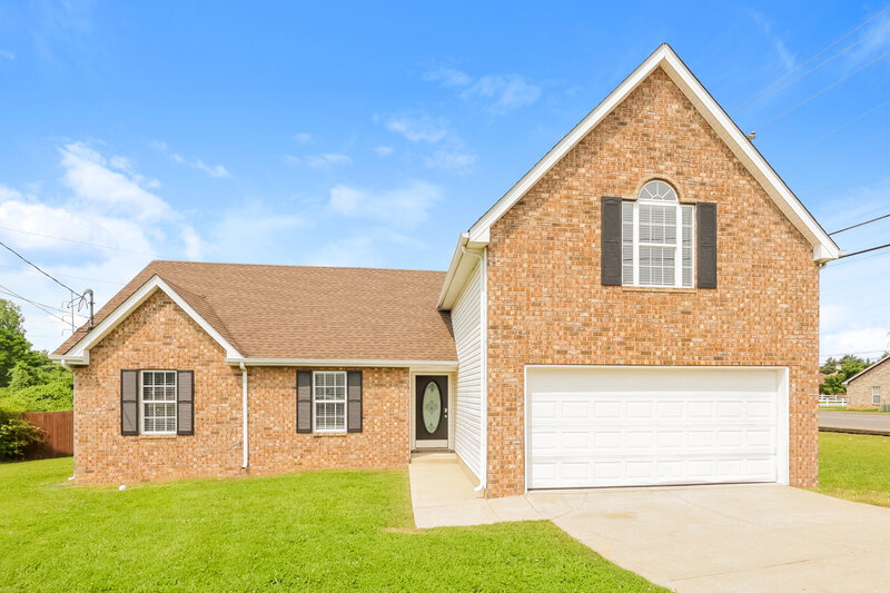 1,915/Mo, 5100 Brookstone Ct Antioch, TN 37013 External View