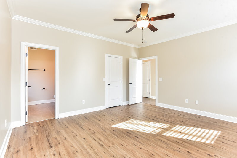 4,030/Mo, 575 Hollandale Rd La Vergne, TN 37086 Main Bedroom View 2