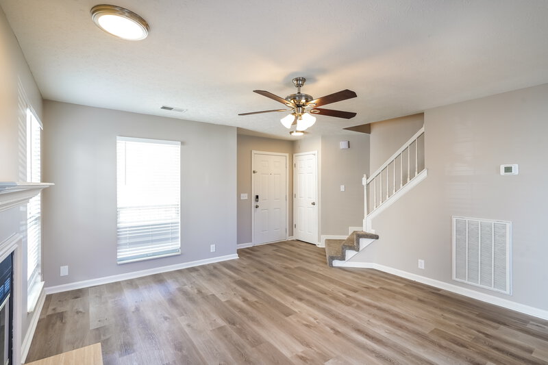 2,485/Mo, 3106 Creekview Ln Goodlettsville, TN 37072 Living Room View