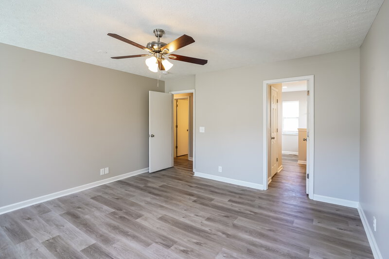 2,485/Mo, 3106 Creekview Ln Goodlettsville, TN 37072 Main Bedroom View
