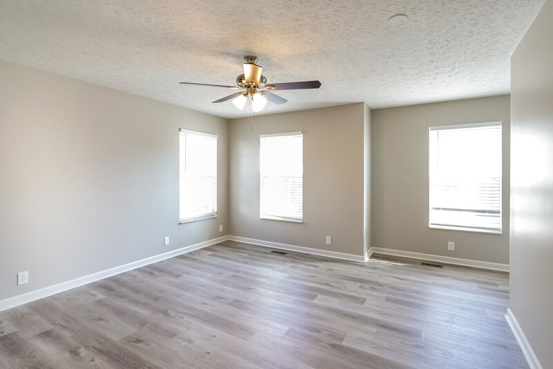 2,485/Mo, 3106 Creekview Ln Goodlettsville, TN 37072 Main Bedroom View 2