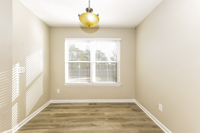 2,100/Mo, 6628 Shadyview Dr Antioch, TN 37013 Breakfast Nook View