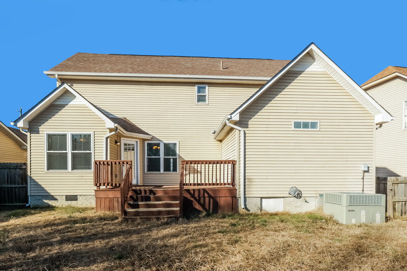 2,100/Mo, 6628 Shadyview Dr Antioch, TN 37013 Rear View