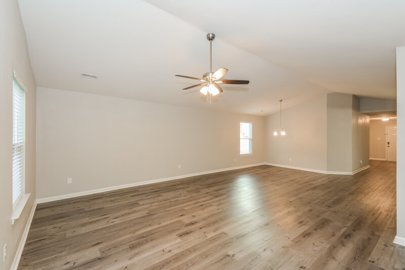 1,975/Mo, 3110 Dizzy Dean Dr Murfreesboro, TN 37128 Living Room View 3