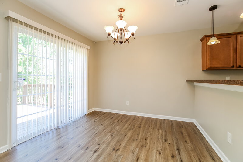 2,365/Mo, 183 Lyndhurst Dr La Vergne, TN 37086 Dining Room View