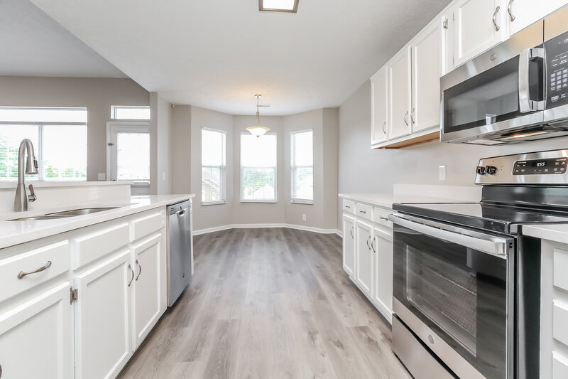 2,560/Mo, 3108 Creekview Ln Goodlettsville, TN 37072 Kitchen View