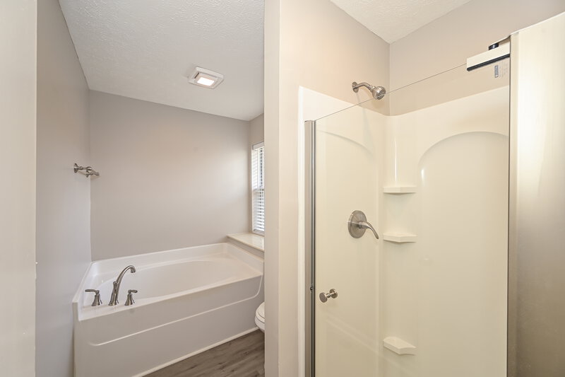 2,195/Mo, 3108 Creekview Ln Goodlettsville, TN 37072 Main Bathroom View 2