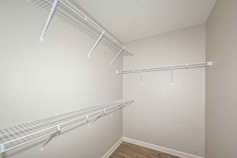 2,315/Mo, 1357 Busiris Dr Hermitage, TN 37076 Walk In Closet View