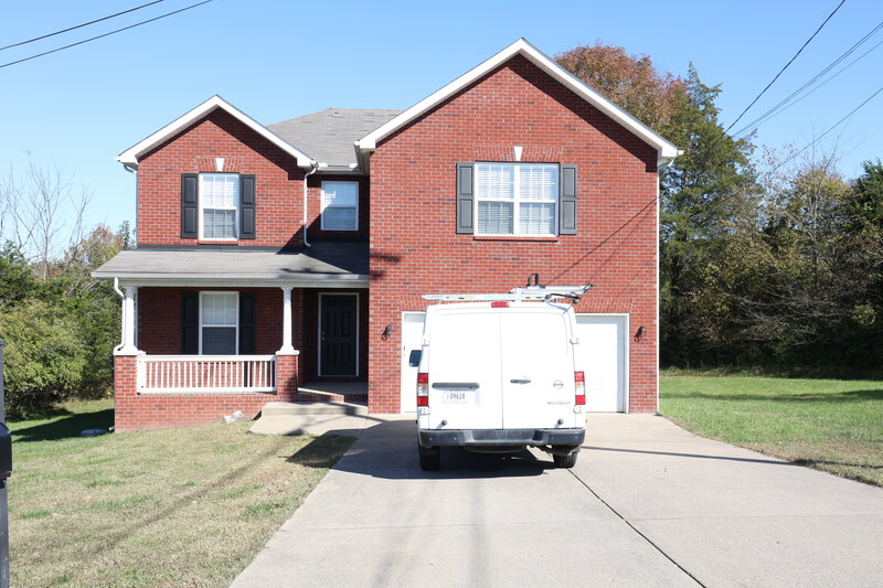 3,450/Mo, 1112 Modesto Ct La Vergne, TN 37086 External View
