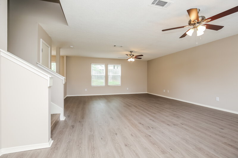 2,350/Mo, 807 General Barksdale Dr Smyrna, TN 37167 Living Room View