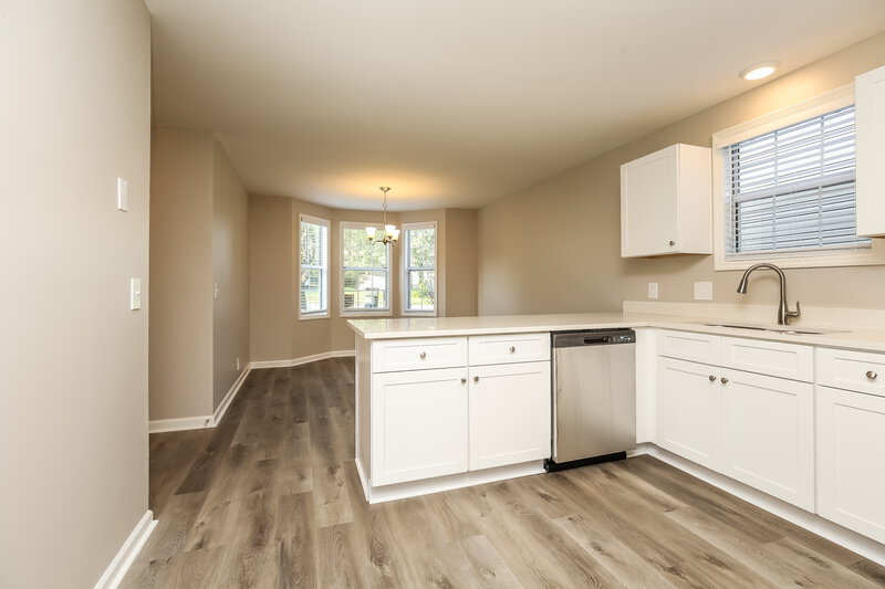 2,445/Mo, 5921 Belle Oaks Pl Antioch, TN 37013 Kitchen View 3