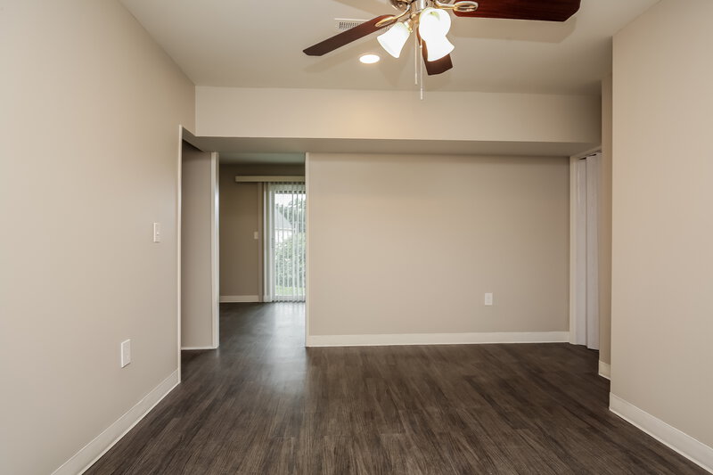 2,350/Mo, 1418 Christina Hayes Ln La Vergne, TN 37086 Family Room View