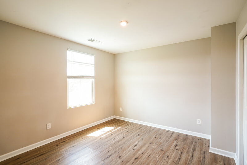 2,350/Mo, 1418 Christina Hayes Ln La Vergne, TN 37086 Bedroom View
