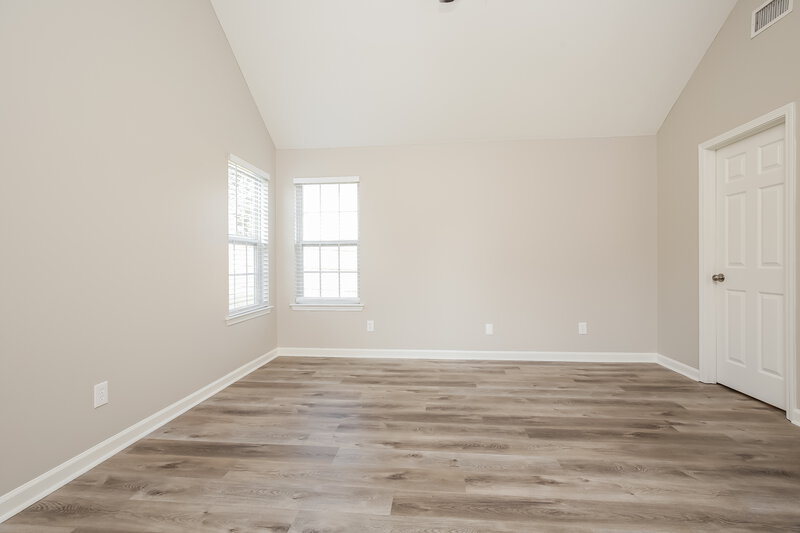 2,140/Mo, 805 Stone Flower Ct Antioch, TN 37013 Main Bedroom View 2