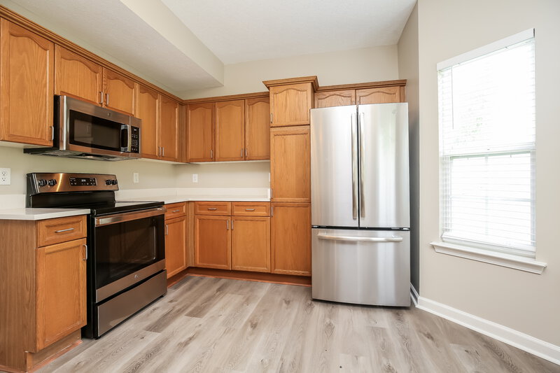 2,575/Mo, 7898 Rainey Dr Antioch, TN 37013 Kitchen View 2