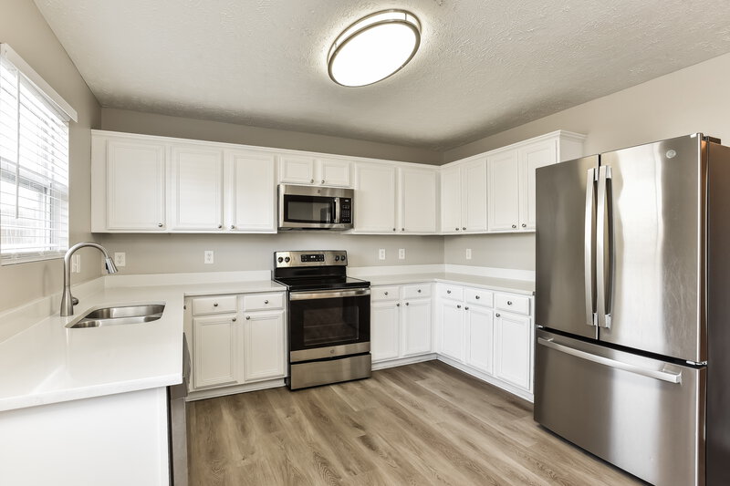 2,710/Mo, 3510 Bluespruce Way Murfreesboro, TN 37128 Kitchen View