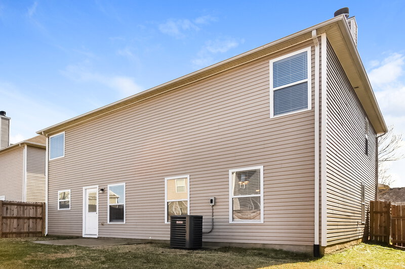 2,710/Mo, 3510 Bluespruce Way Murfreesboro, TN 37128 Rear View