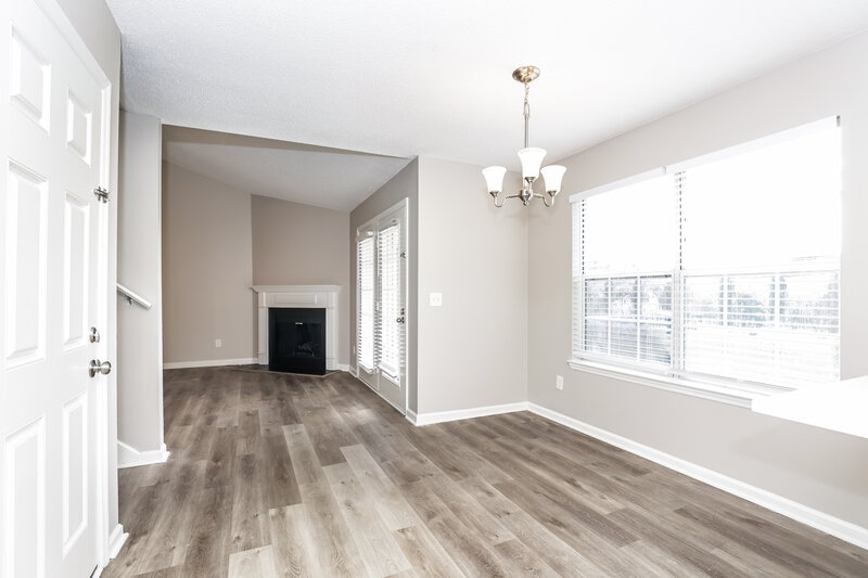 1,880/Mo, 5348 Sunnyvale Dr Antioch, TN 37013 Dining Room View 2