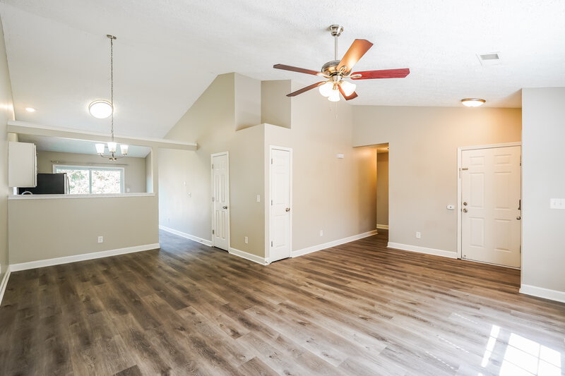 2,280/Mo, 3293 Cain Harbor Dr Nashville, TN 37214 Living Room View