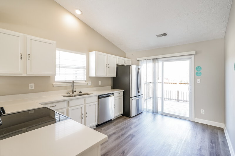 3,170/Mo, 3293 Cain Harbor Dr Nashville, TN 37214 Kitchen View 2