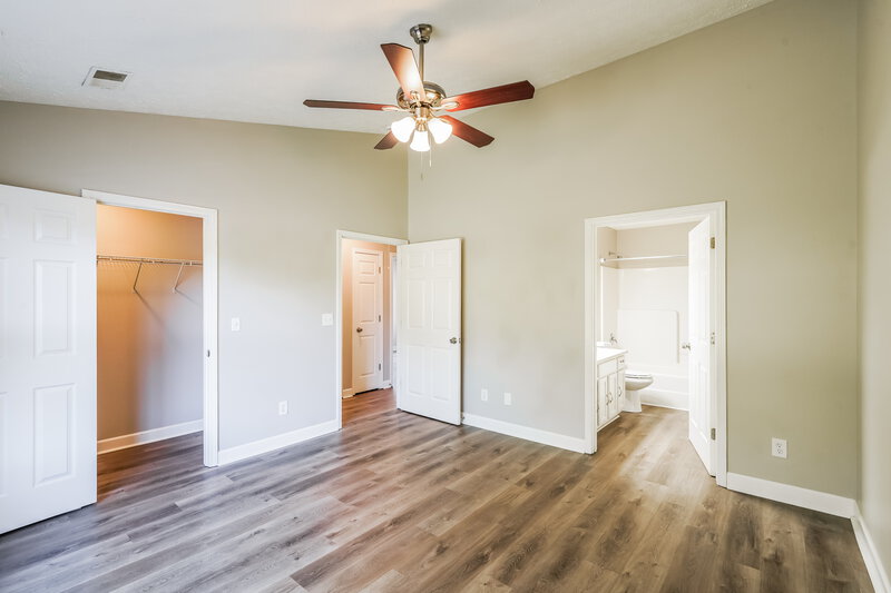 2,280/Mo, 3293 Cain Harbor Dr Nashville, TN 37214 Main Bedroom View 2