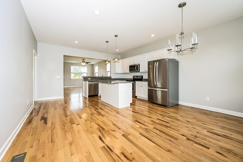 2,660/Mo, 513 Sarver Ave Madison, TN 37115 Dining Room View