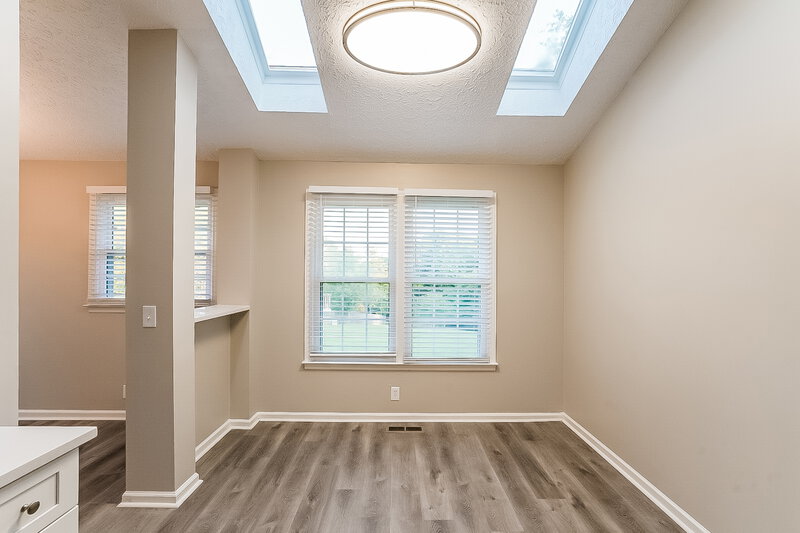 2,330/Mo, 103 Silver Maple Ct Hendersonville, TN 37075 Breakfast Nook View