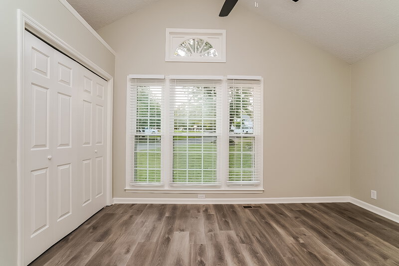 2,330/Mo, 103 Silver Maple Ct Hendersonville, TN 37075 Main Bedroom View
