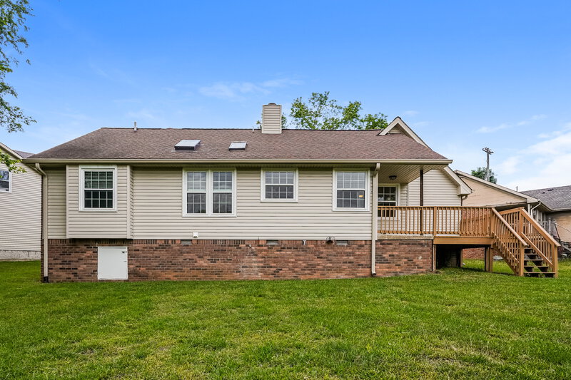 2,325/Mo, 103 Silver Maple Ct Hendersonville, TN 37075 Rear View