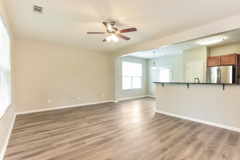 2,355/Mo, 1129 Riverbirch Way Hermitage, TN 37076 Living Room View 3