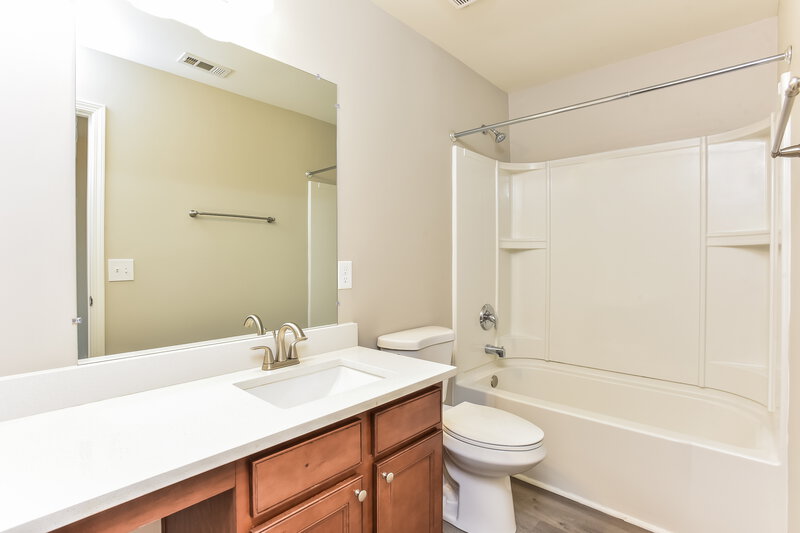 2,355/Mo, 1129 Riverbirch Way Hermitage, TN 37076 Bathroom View
