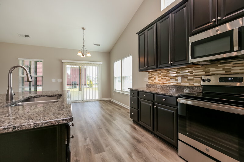 2,425/Mo, 2834 Leipers Fork Trail Murfreesboro, TN 37128 Kitchen View 3