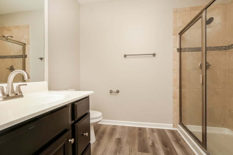 2,425/Mo, 2834 Leipers Fork Trail Murfreesboro, TN 37128 Main Bathroom View