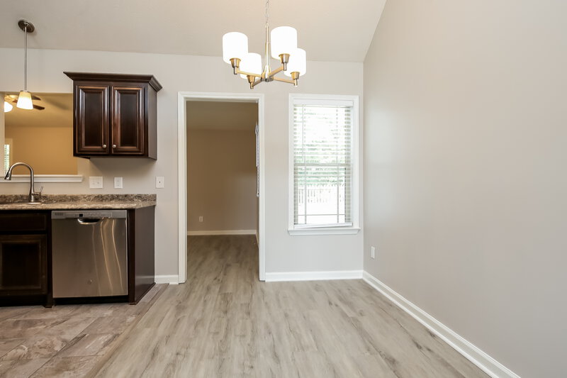 3,030/Mo, 1823 Moonlight Dr La Vergne, TN 37086 Dining Room View