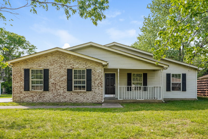 2,295/Mo, 3944 Rock Creek Dr Antioch, TN 37013 External View