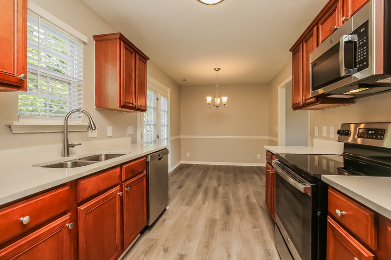 2,285/Mo, 606 Martinsdale Ct La Vergne, TN 37086 Kitchen View 3