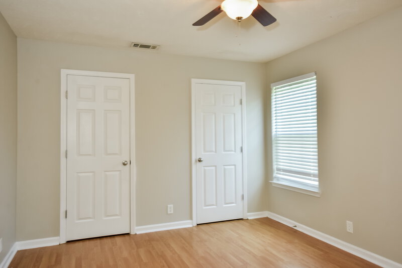 1,960/Mo, 7048 S Hampton Boulevard Antioch, TN 37013 Main Bedroom View