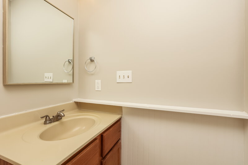 2,155/Mo, 121 Lee Court Gallatin, TN 37066 Powder Room View