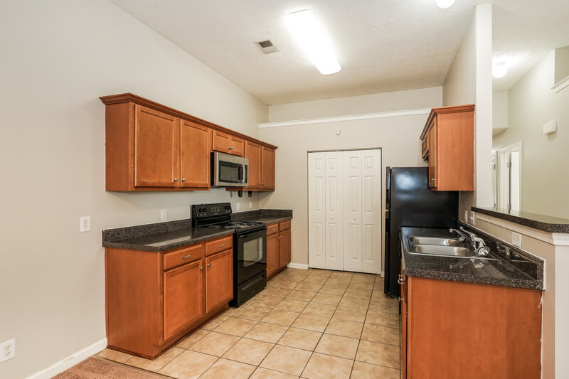 1,715/Mo, 574 Rose Cottage Circle Gallatin, TN 37066 Kitchen View